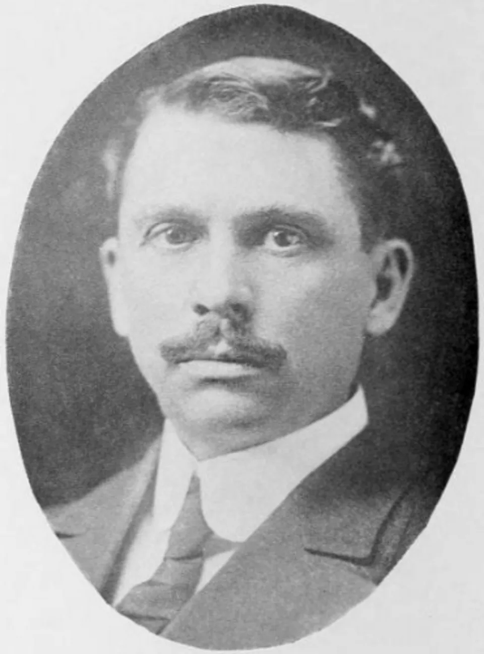 Frank Overton